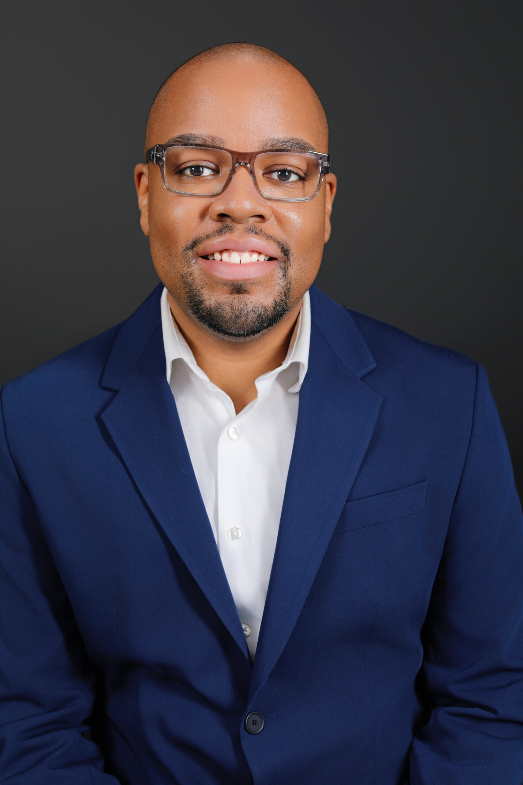 Headshot of Dr. Jarrett Carter
